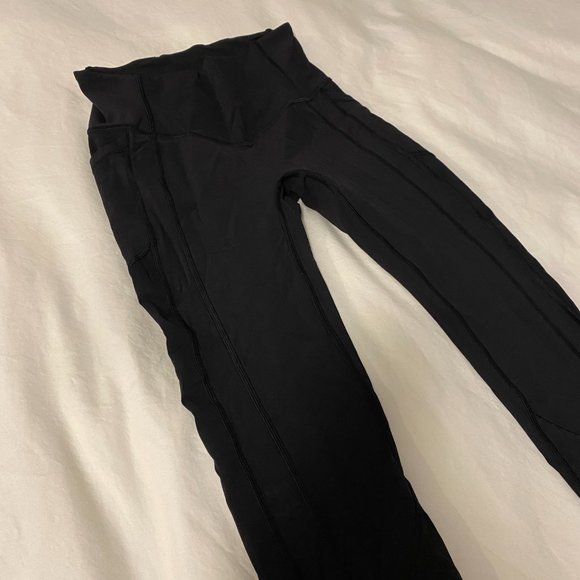 Lululemon Leggings Mid-Rise Crop Black - Picture 2 of 9